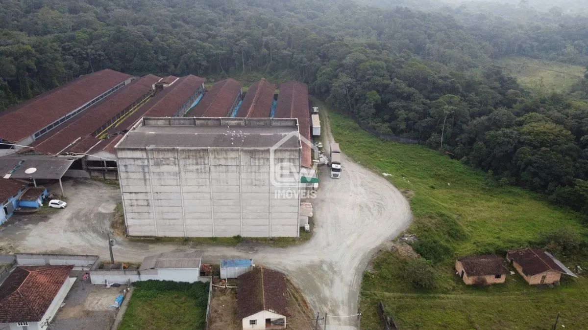 Imóvel Comercial com Área Total de 60.000m² em Joinville, SC - Foto 4