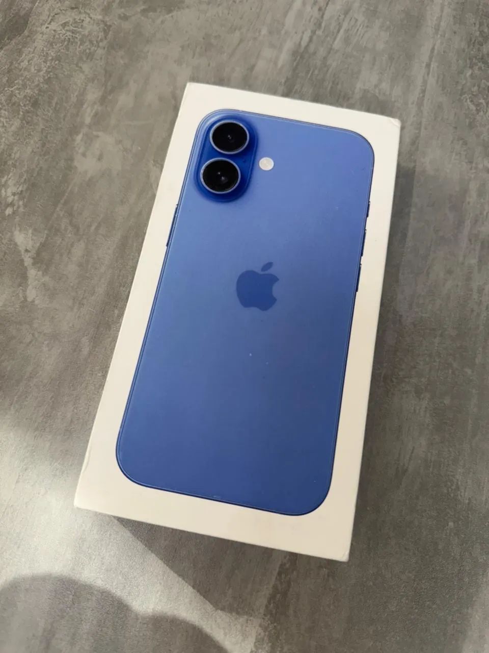 IPHONE 16 AZUL ULTRAMARINO NOVO!