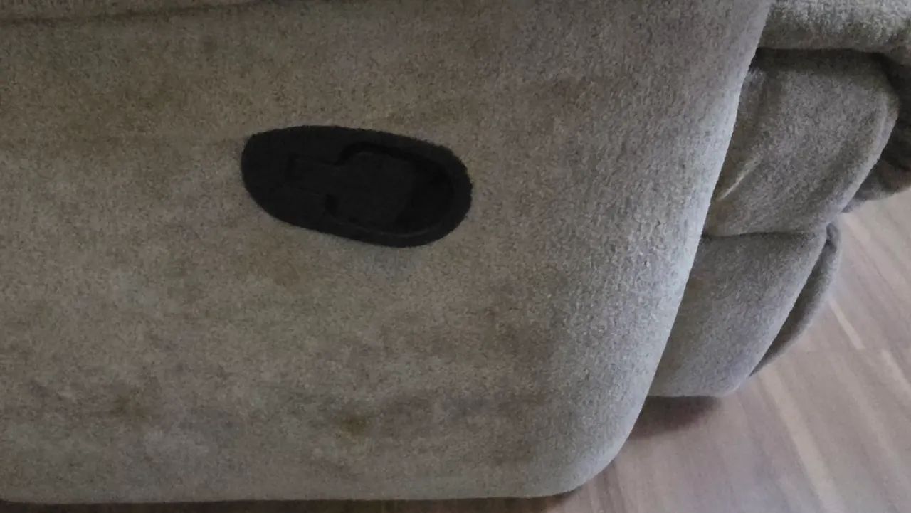 Sofá retrátil com controle remoto USADO  - Foto 4