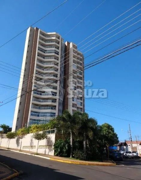 Imóvel em Centro, com 311.11m², 3 quarto(s) e 2 banheiro(s). - Foto 2