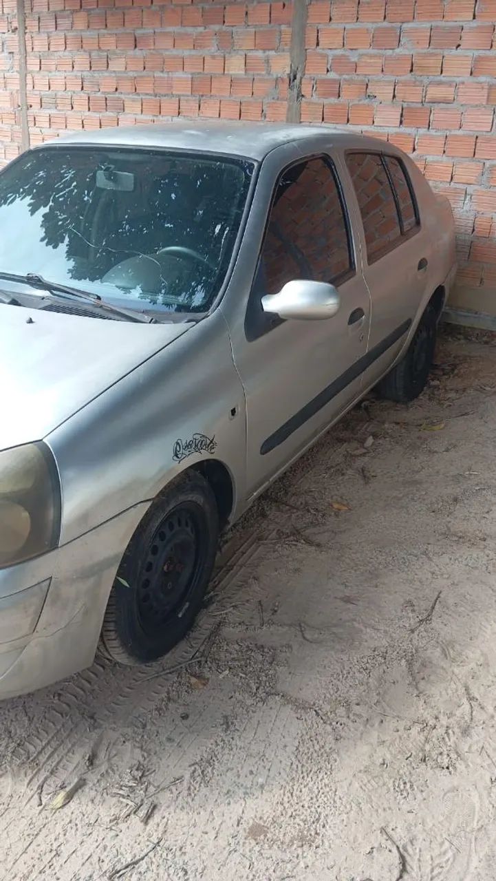 Renault Clio CLIO SED.RT/PRIVIL.1.0/1.0 HI-POW.16V 4P 2003