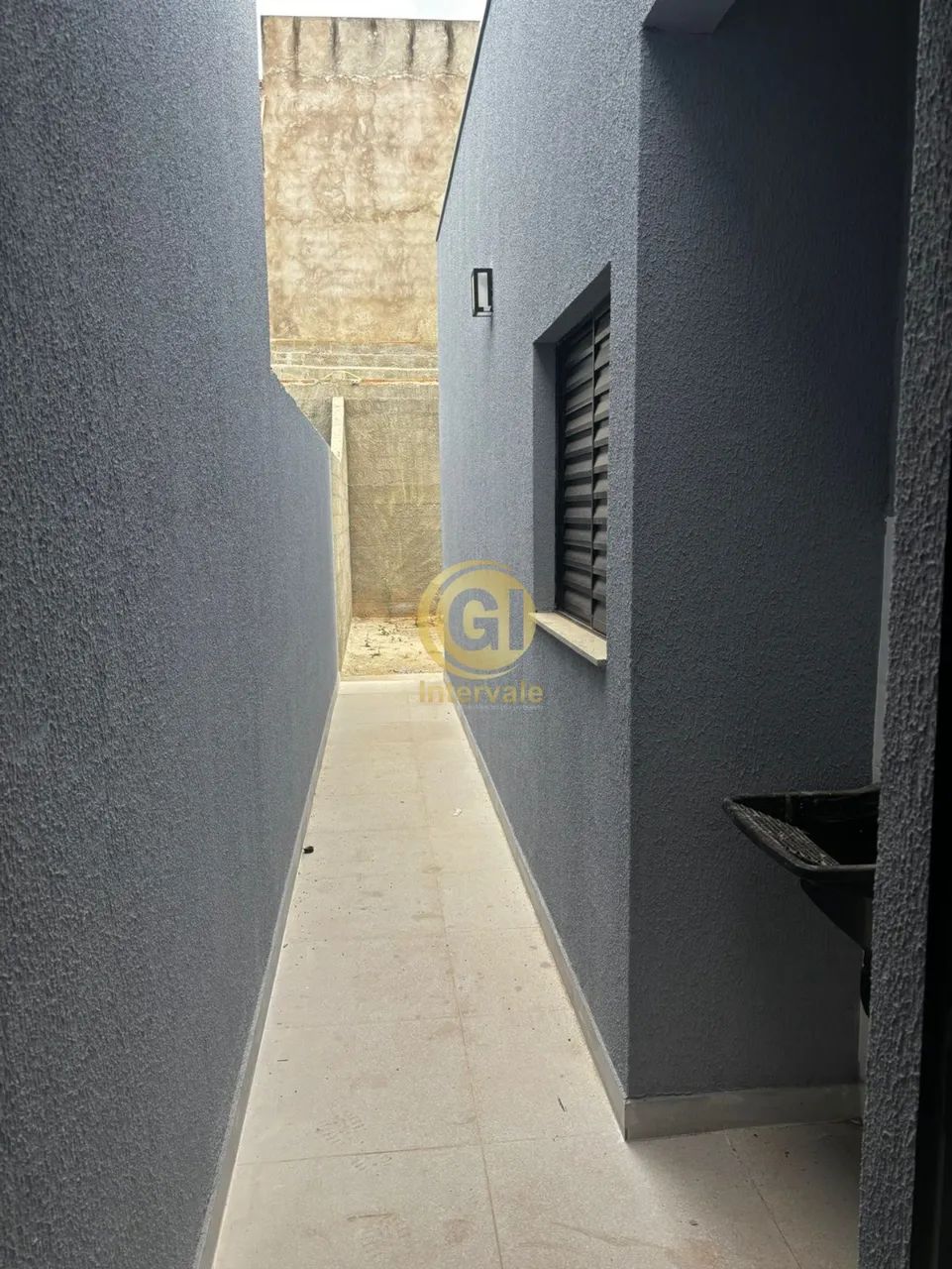 Casa à venda em Jacareí-SP: 2 quartos, 2 salas, 1 banheiro, 1 vaga no Jardim Colônia - Ven - Foto 3