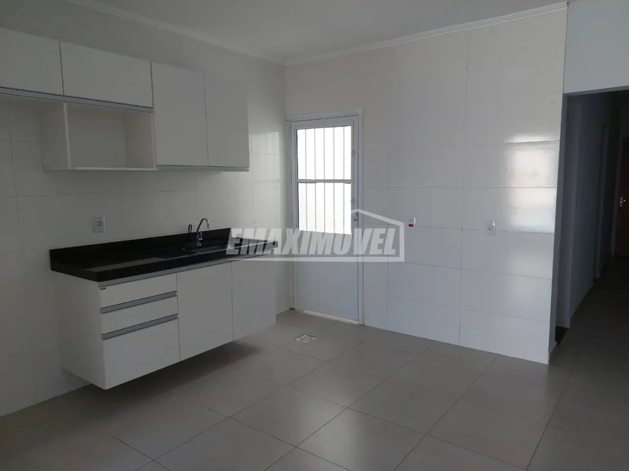 Casa térrea com 2 quartos para alugar no Jardim Josane em Sorocaba/SP - Foto 5