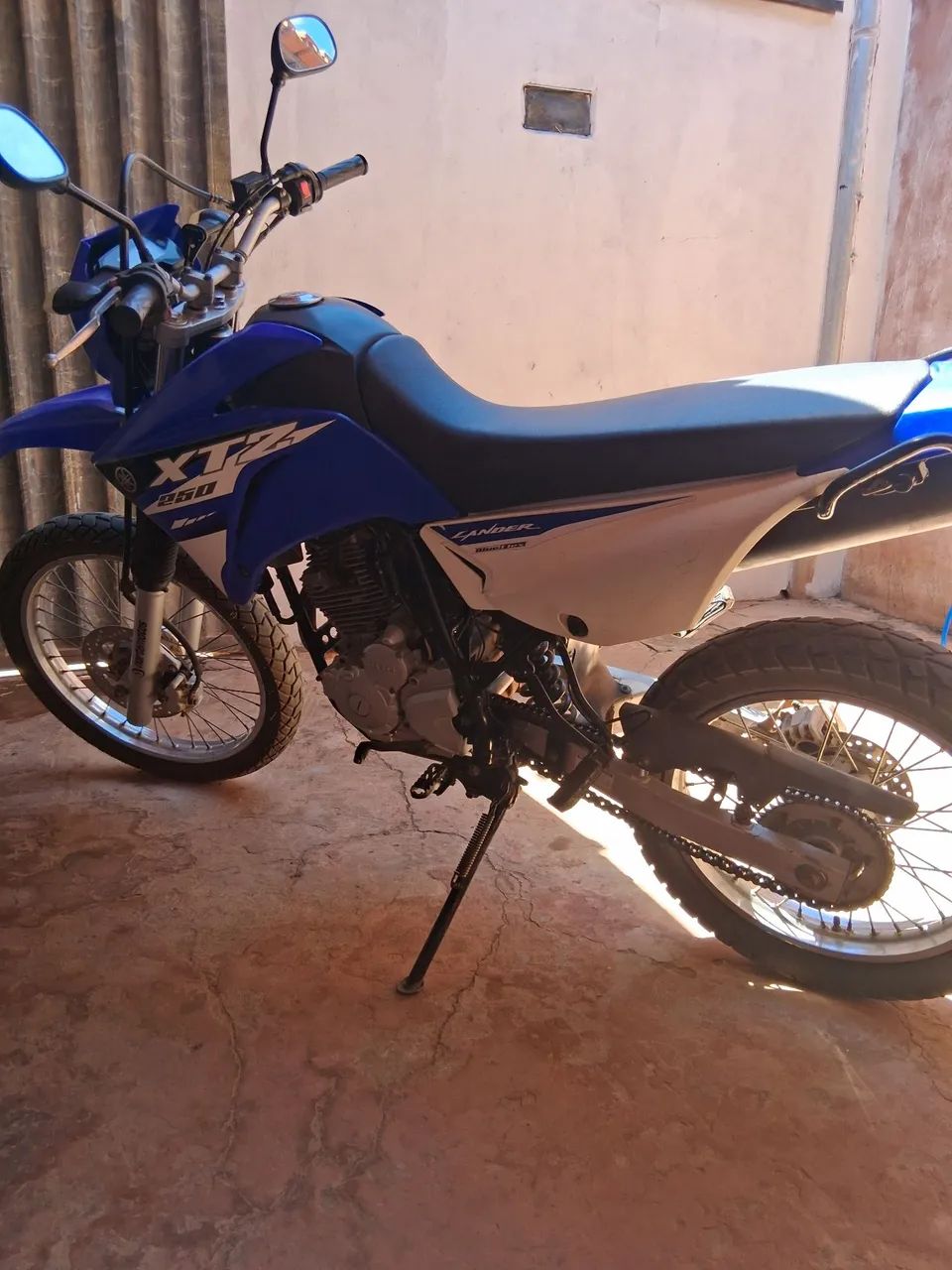 Lander 250 2016  - Foto 2