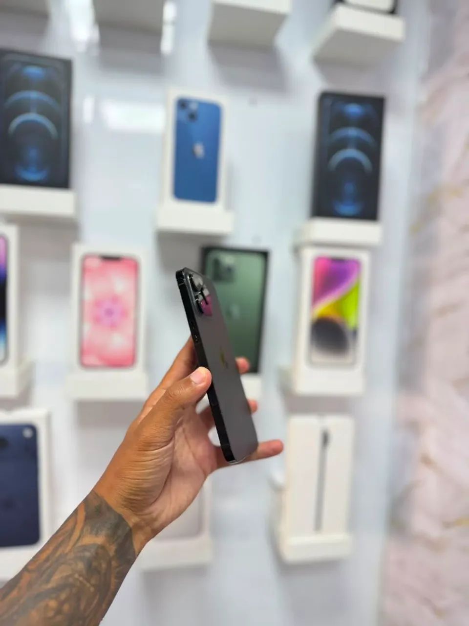 IPHONE 14 PRO MAX 128GB<br>R$ 3.299<br>PROMOÇÃO - Foto 2