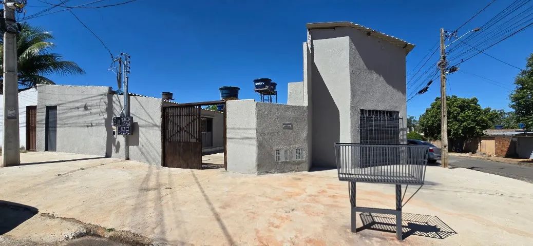 Casa de 2 Quartos 1 Suíte no Santa Luzia