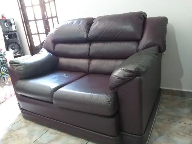 Sofa de Couro Luxuoso 2 e 3 Lugares Conjunto Completo - Foto 5