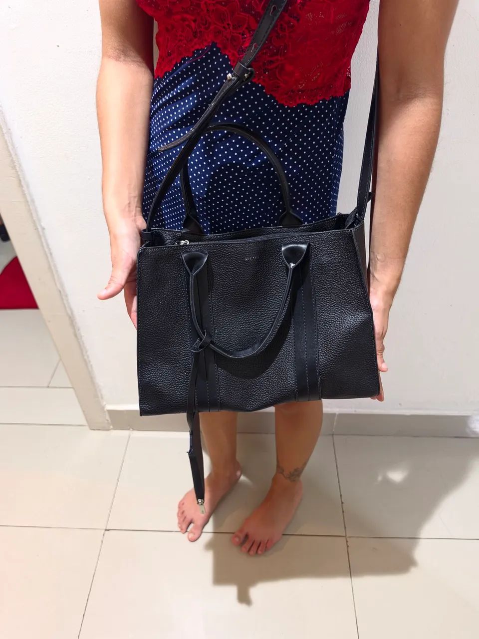 Bolsa Arezzo Grande Preta