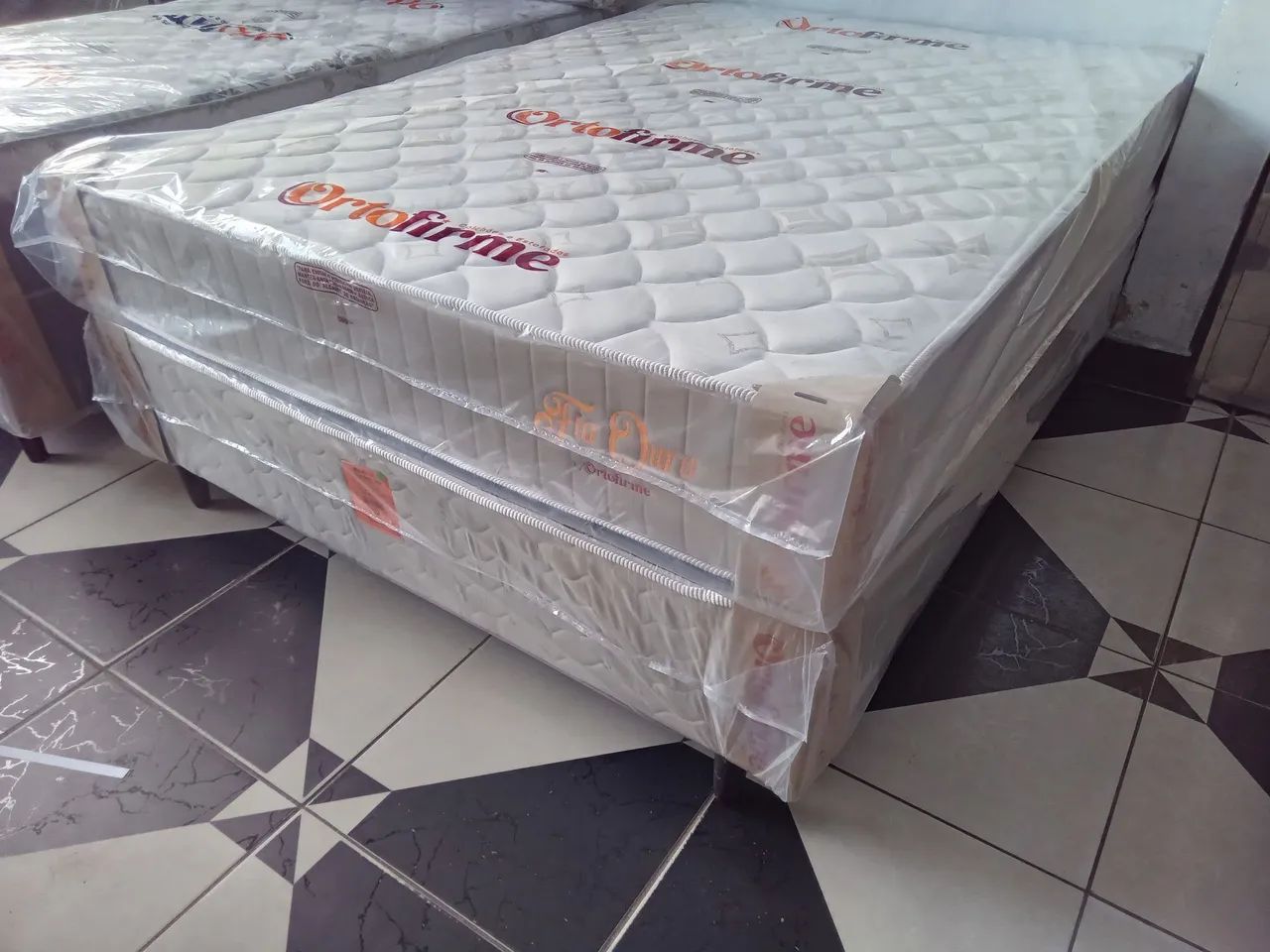PROMOÇÃO/ COLCHÃO CASAL DE MOLAS ENSACADAS MAIS A BASE! - Foto 3