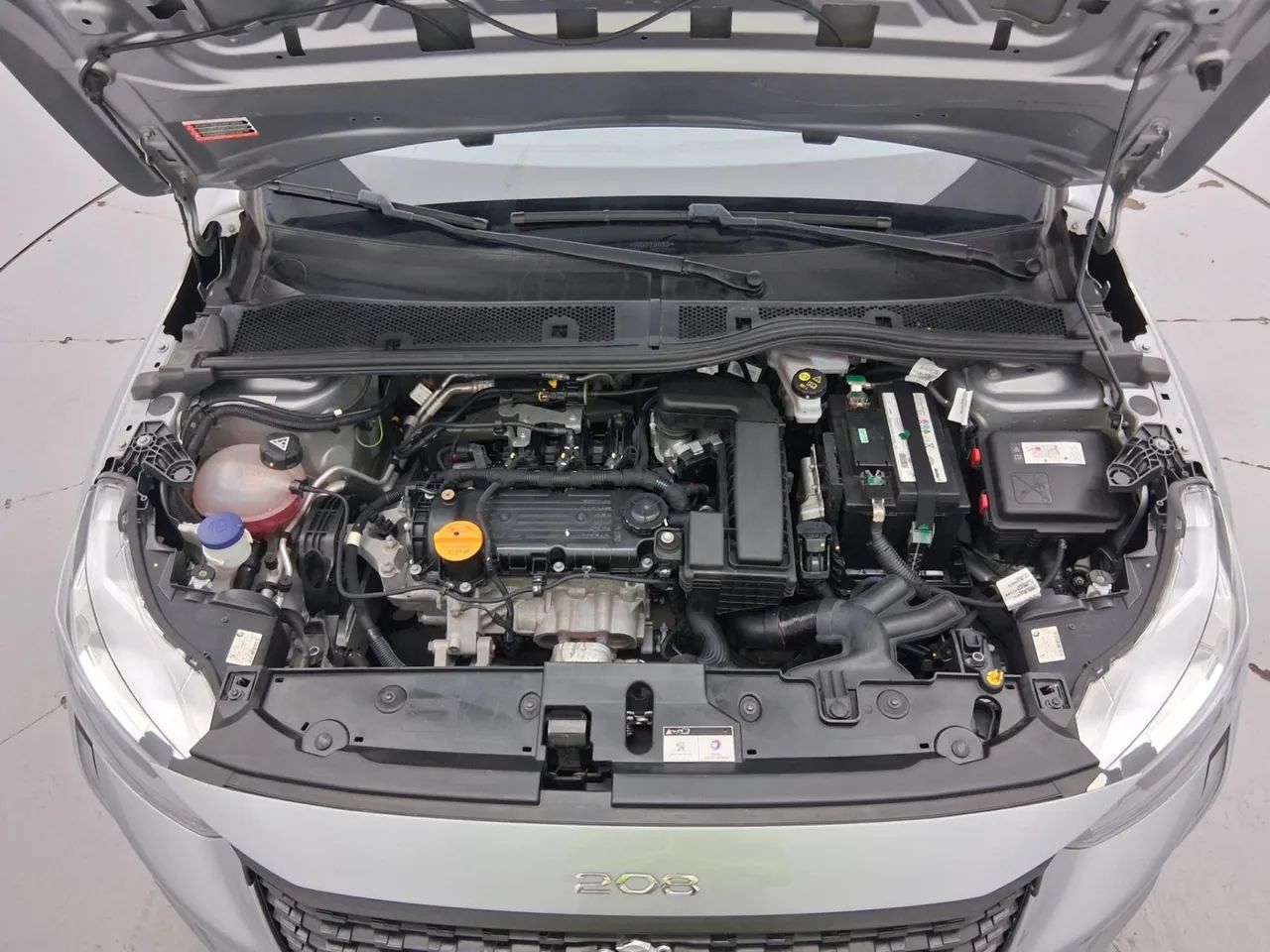 Peugeot 208 Like 1.6 Flex 16V 5p Mec., foto 10 de 18