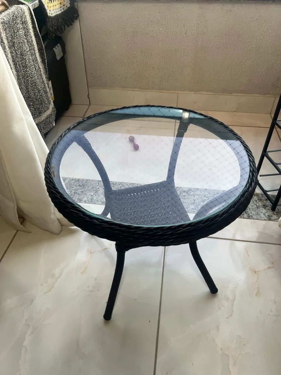 Conjunto mesa centro com 2 cadeiras fibra - Foto 5