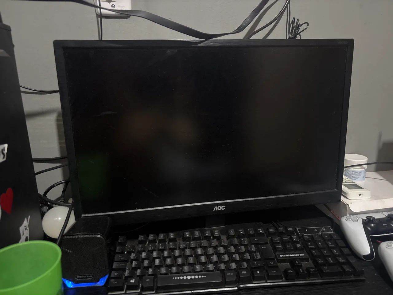 Monitor 28 polegadas bom pra jogar e teclado gamer 