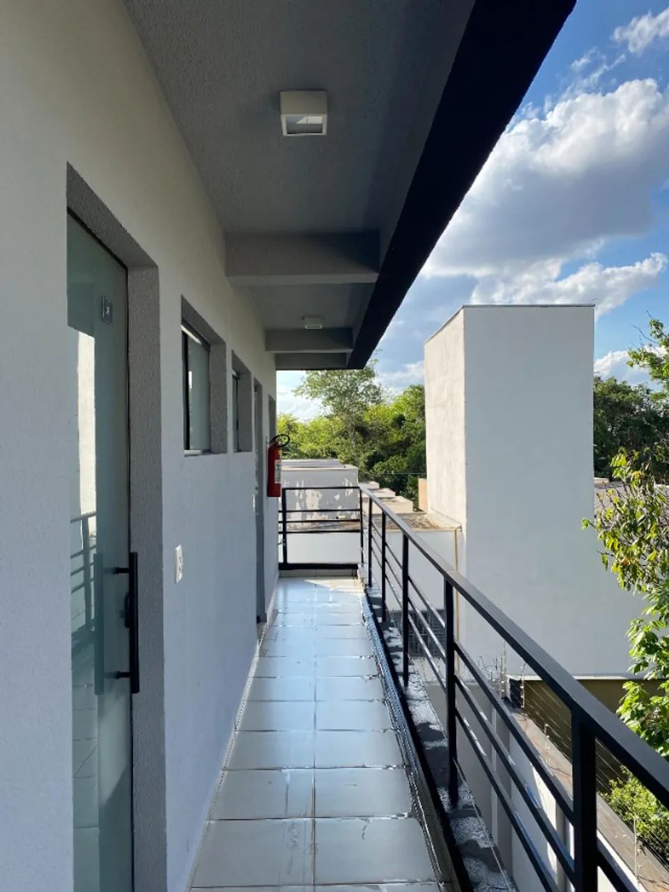 Aluga-se Kitnet Mobiliado próximo a UNESP - Foto 2