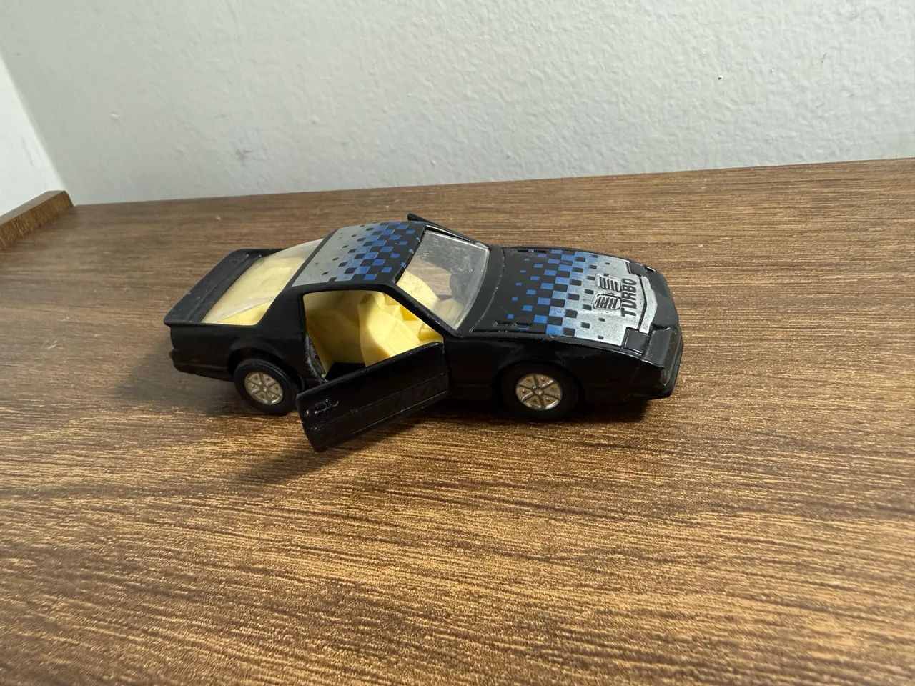 Carro turbo miniatura anos 90