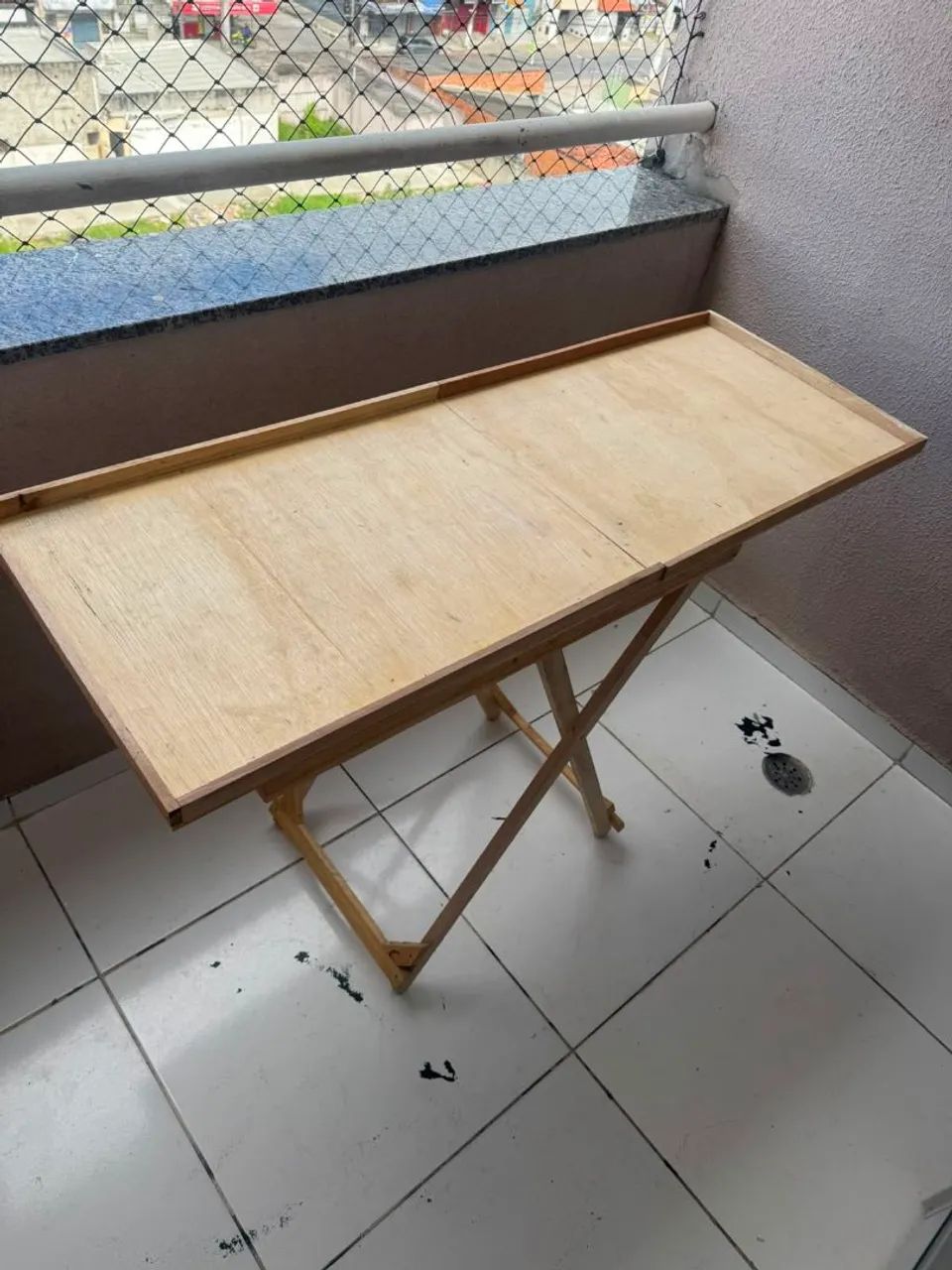 Mesa de madeira dobrável 