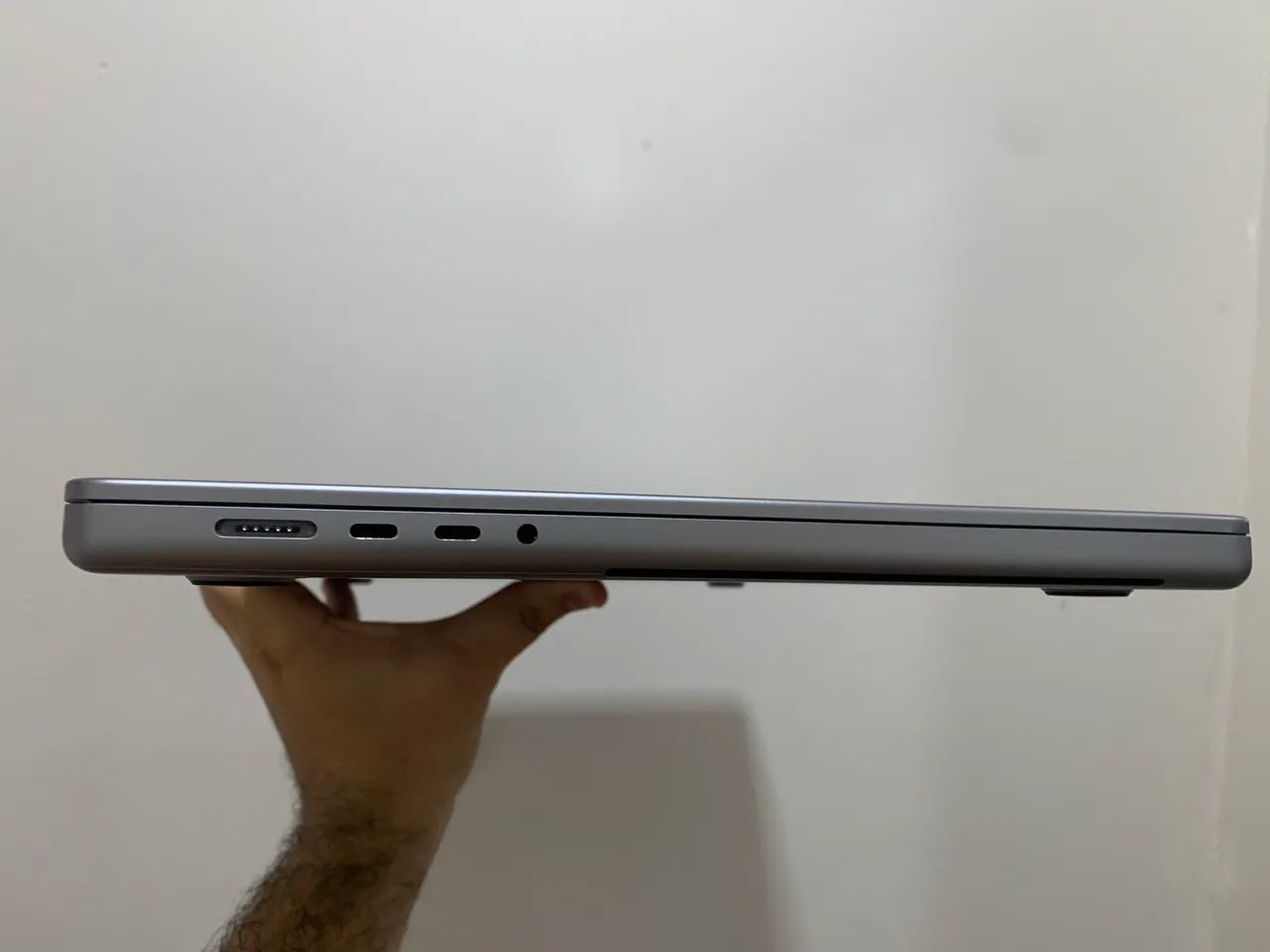 MacBook Pro M1 Pro 2021/ 16 polegadas/ 16GB/ 512Gb - Foto 3