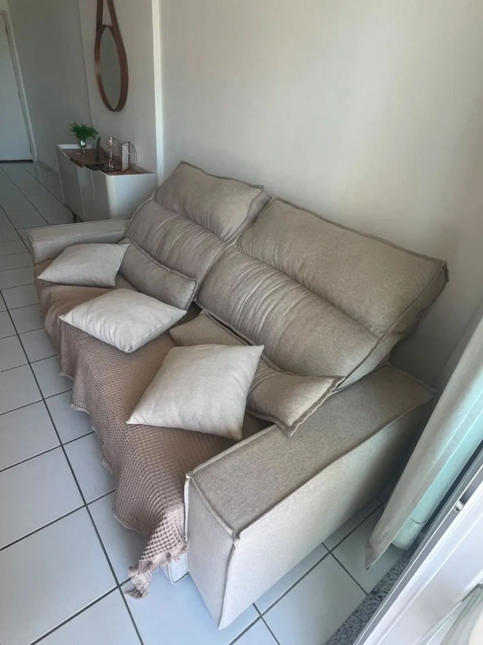 Vende-se sofá novo, tamanho 2,20 m - Foto 5