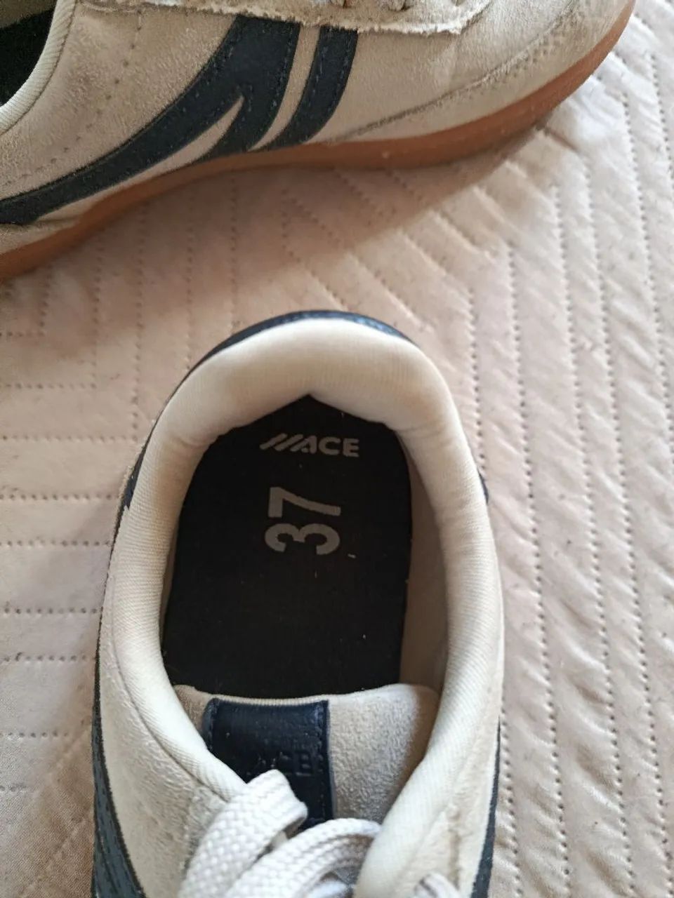 Tênis feminino 37 