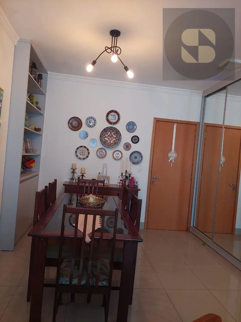 Apartamento em Goiabeiras, Cuiabá com 3 Dormitórios e Suíte - Foto 2