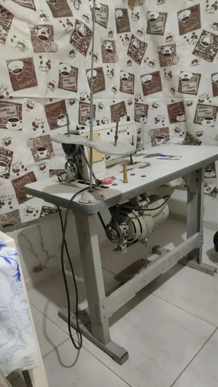 Máquina reta industrial 
