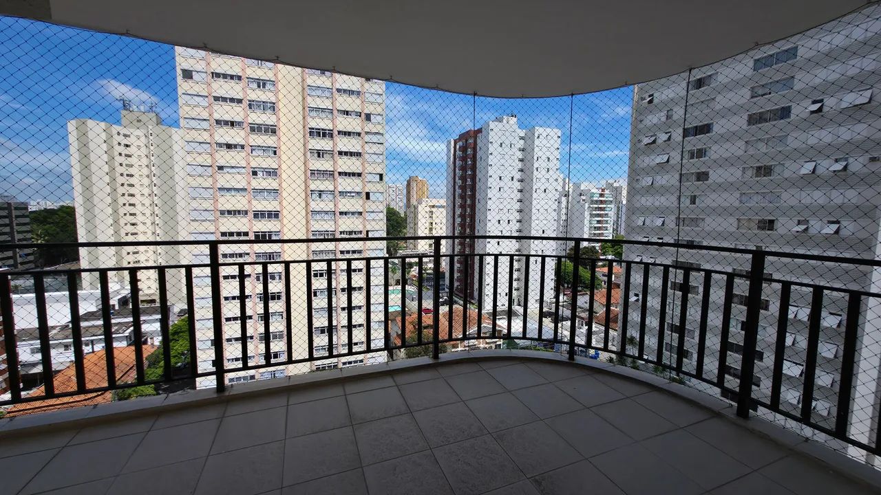Quer ter uma varanda para poder ler, tomar sol e apreciar uma vista diferenciada? Achou um