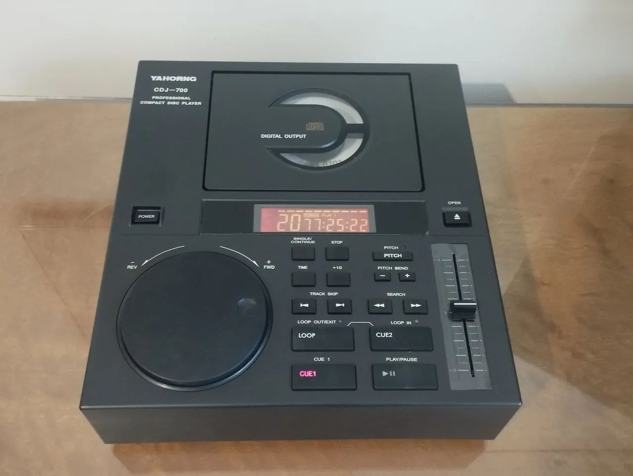 CDJ-700 Yahorng