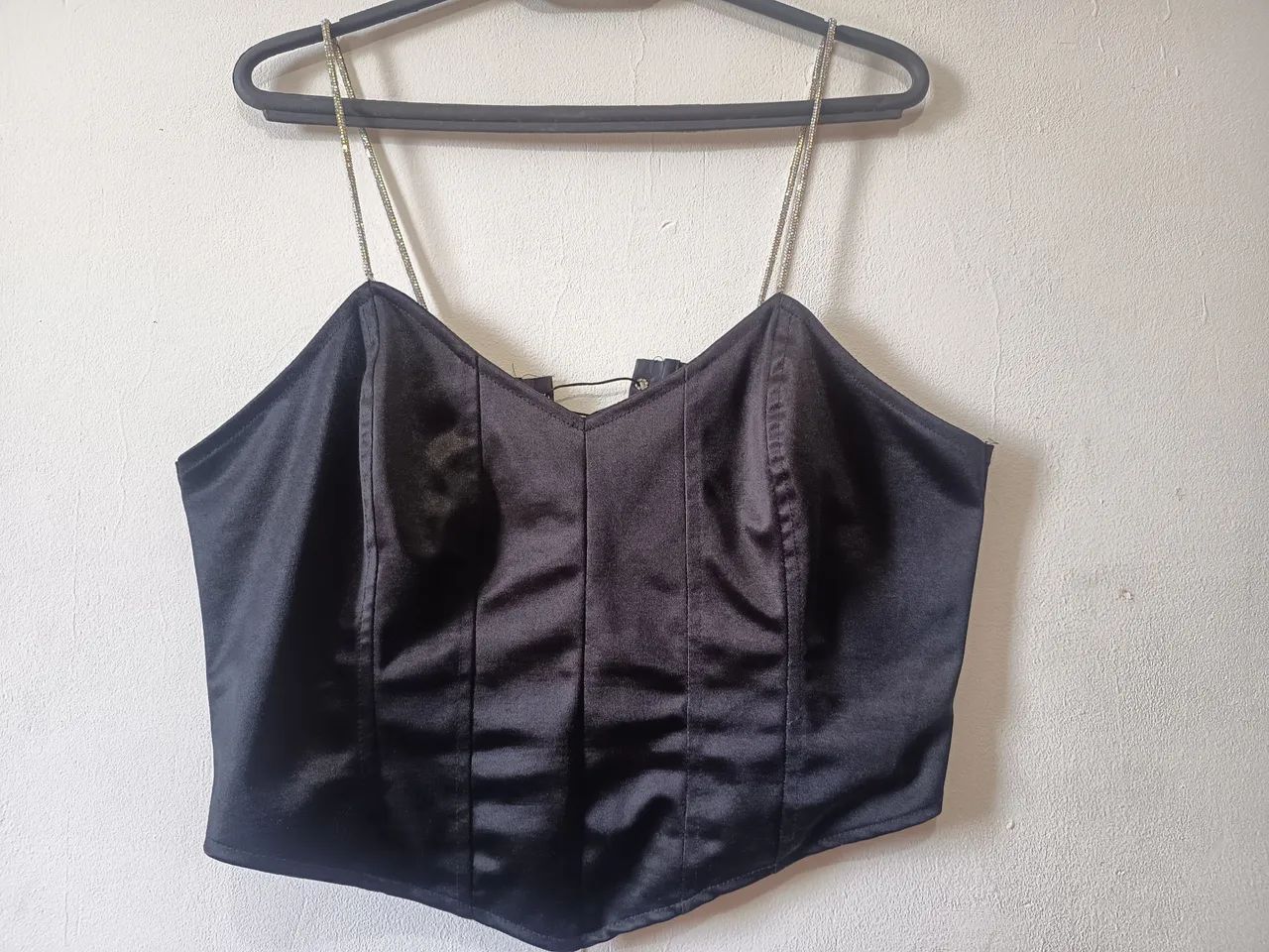 Cropped corset cetim plus preto