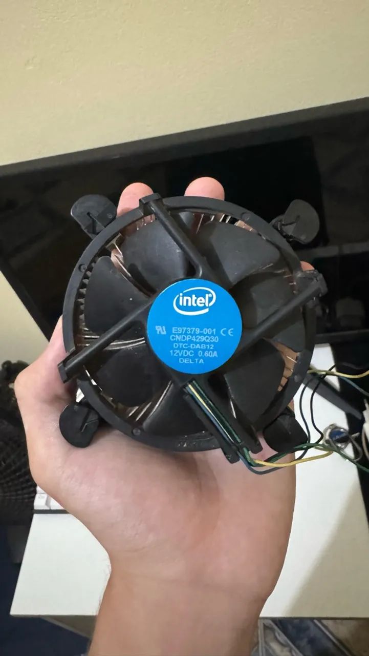 Processador Intel Core I5 2400 + Air cooler Intel  - Foto 5