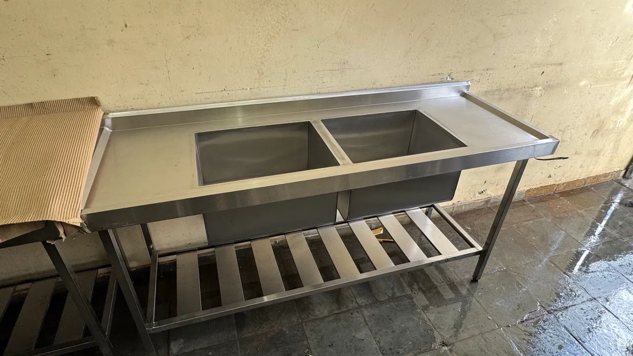 Pia industrial duas cubas 1,80 x 60  - Foto 3