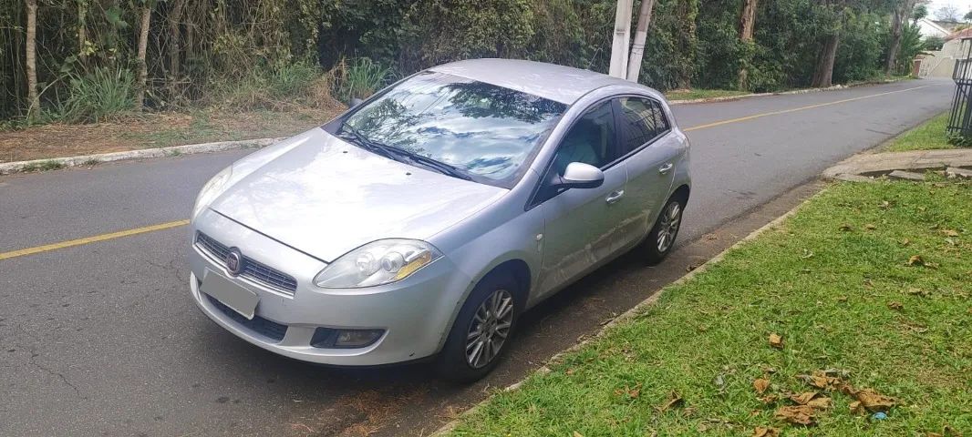 Fiat Bravo Bravo ESSENCE 1.8 Flex 16V 5p 2012