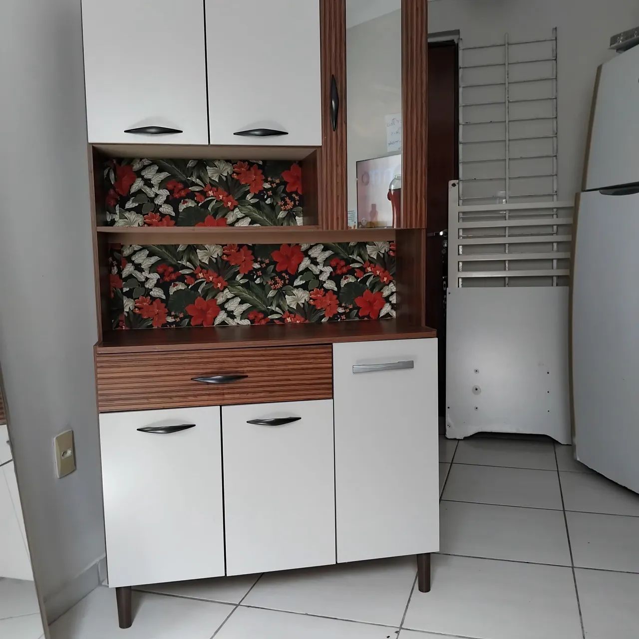 ARMÁRIO DE COZINHA COM PEZINHOS - Foto 2