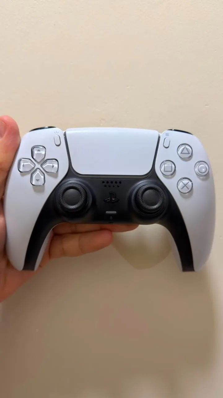 Controle PS5, Com Hall Effect, Semi novo.