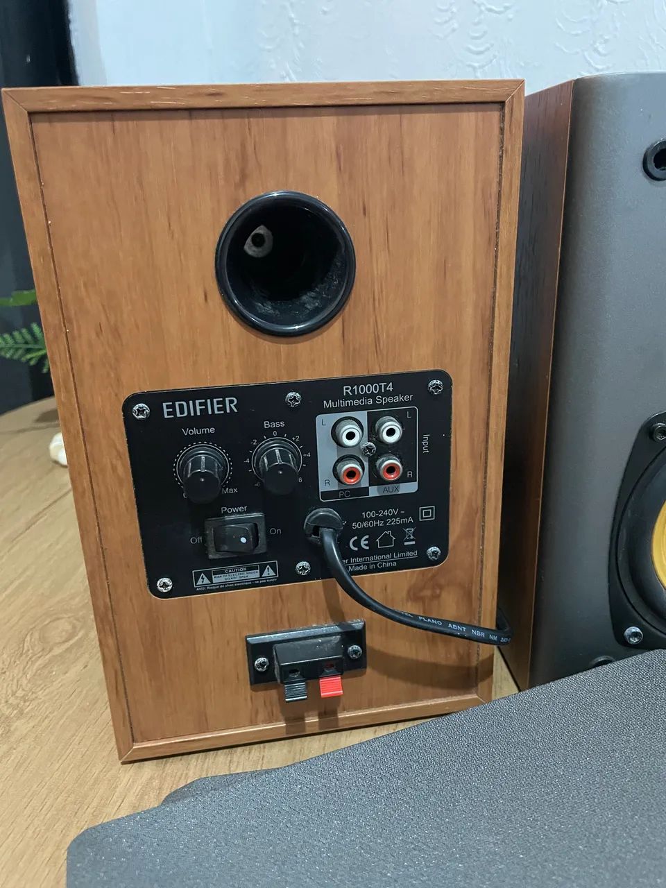 Monitor de áudio Edifier R1000T4  - Foto 4