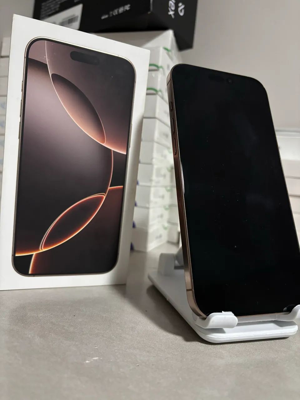 iPhone 16 Pro Max 256gb c/caixa - impecável! - Foto 3