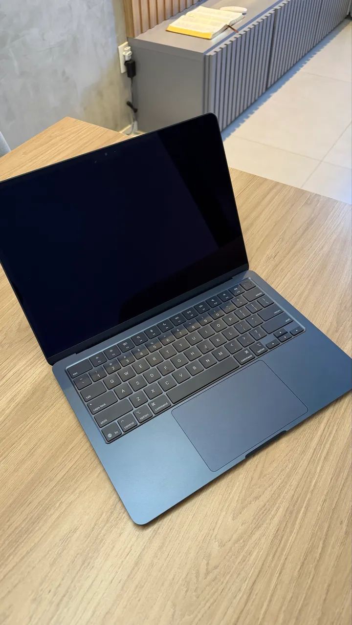 MacBook Air M4 (Midnight) - Foto 3