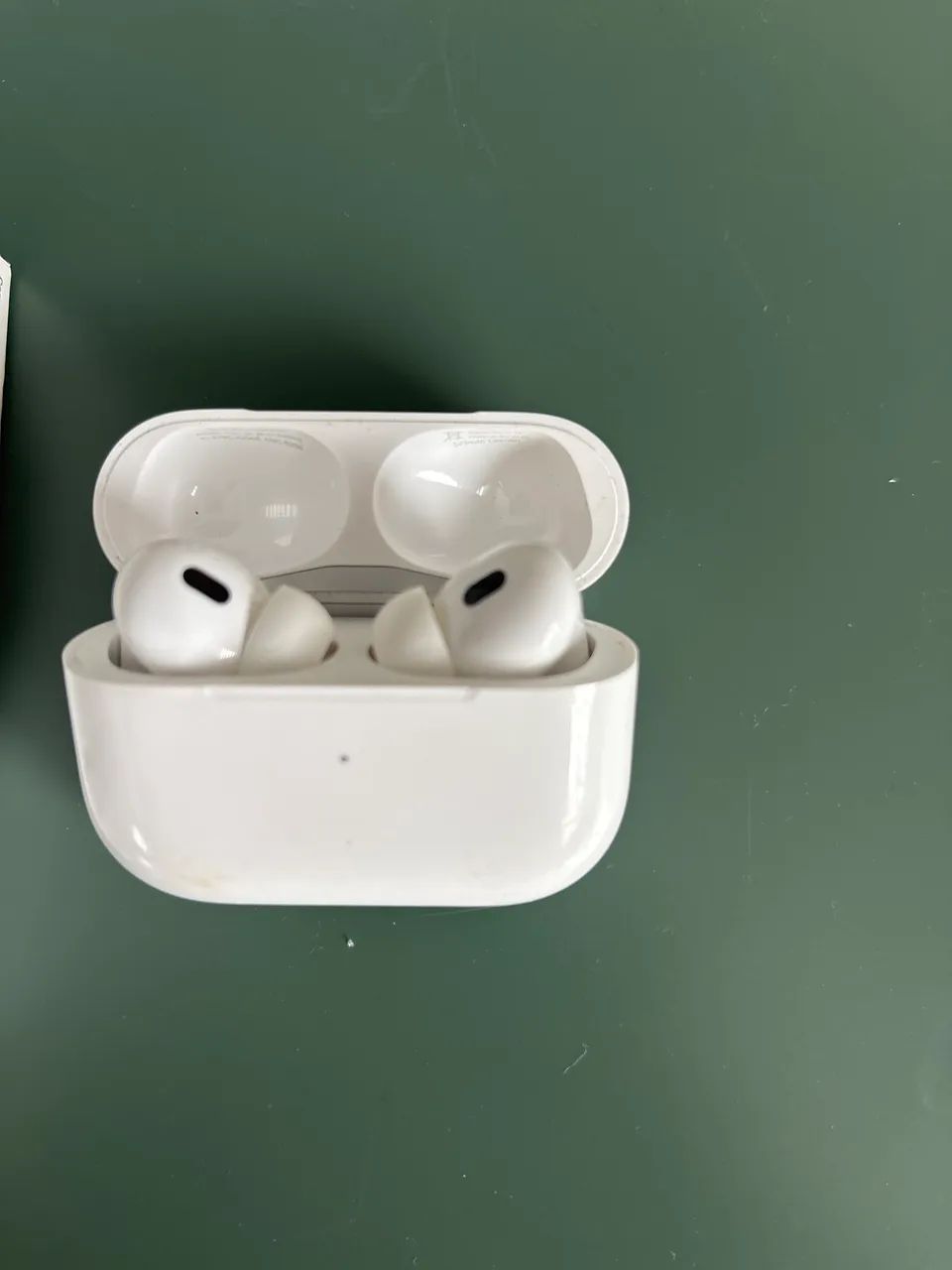 Fone de ouvido em perfeito estado 