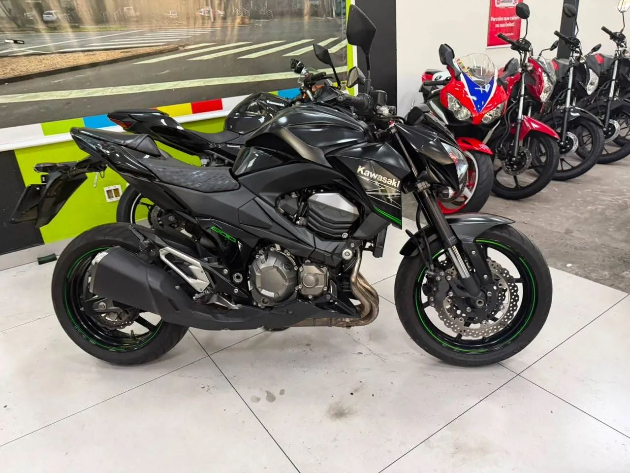 KAWASAKI Z800 - Foto 2