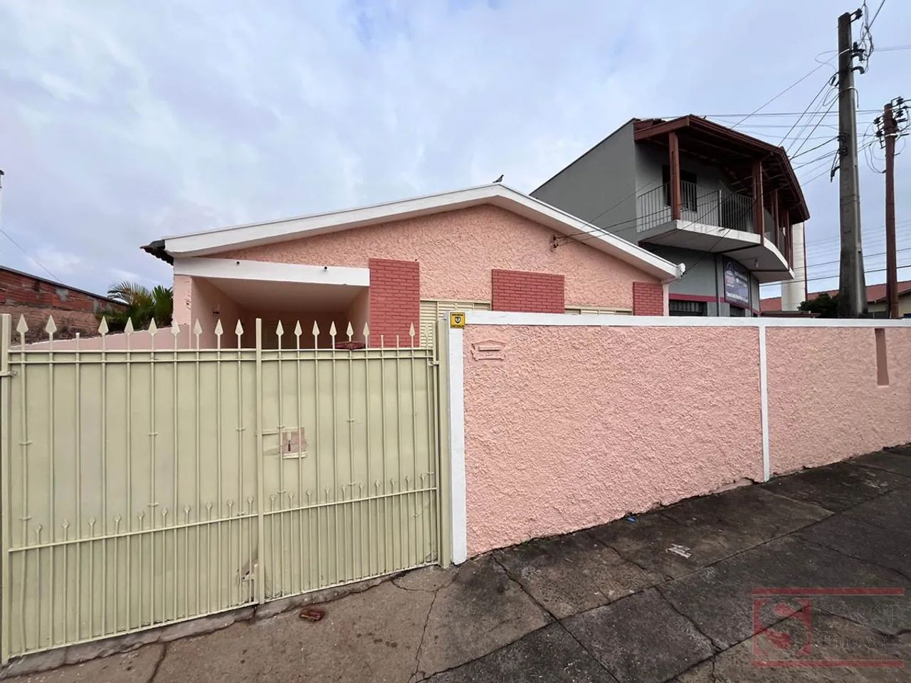 Casa em JARDIM ORESTES VERONI