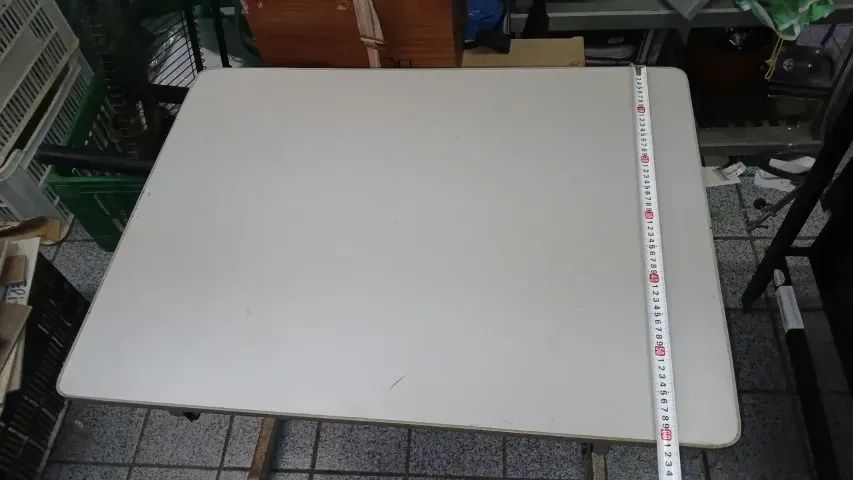 Mesa de Trabalho Resistente  para Escritório