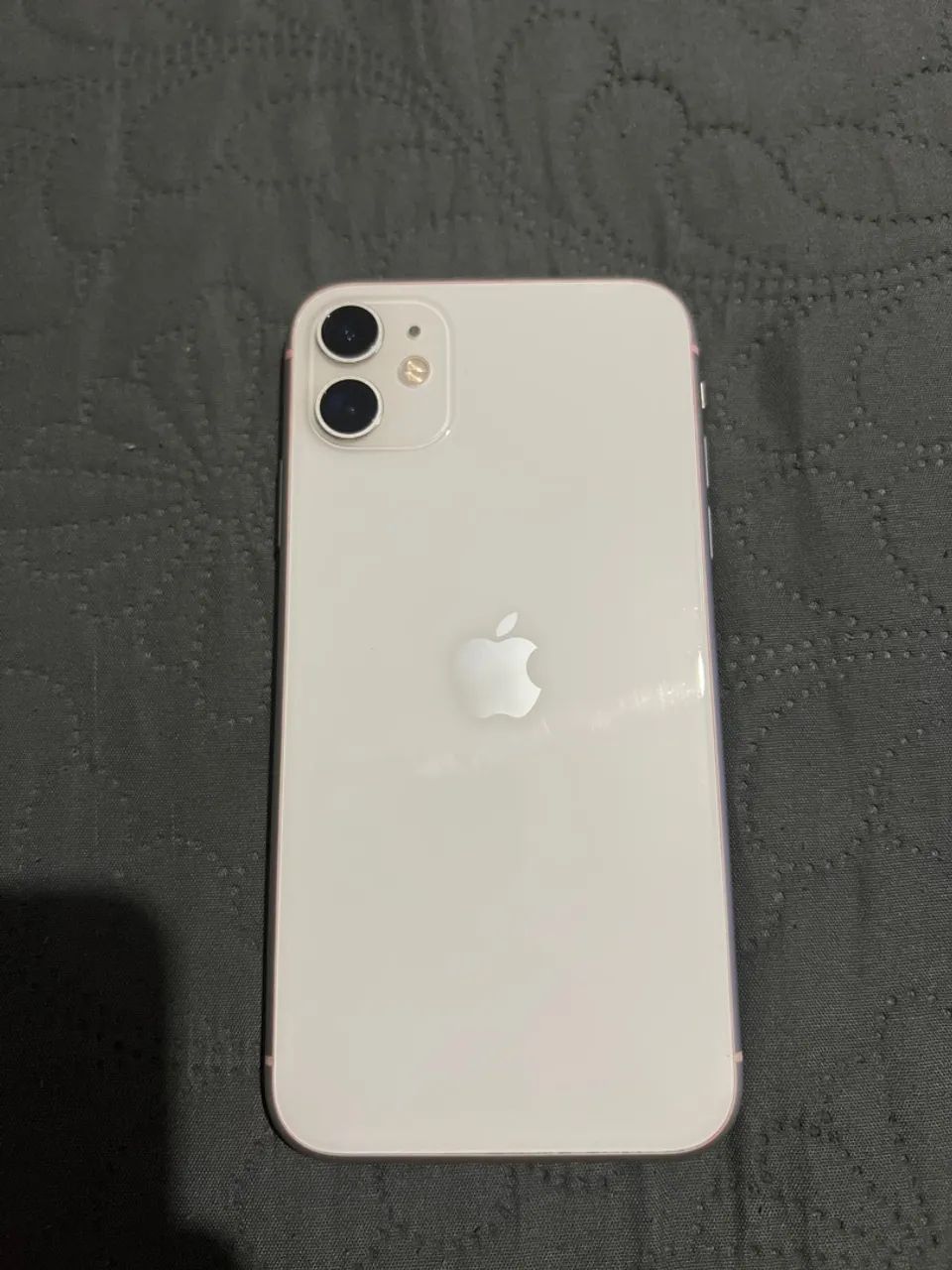 iPhone 11 64 gigas  - Foto 2
