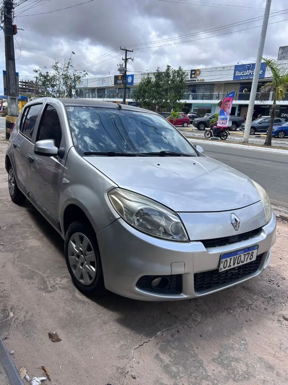 Renault Sandero EXPRESSION HI-FLEX 1.0 16V 5P 2013