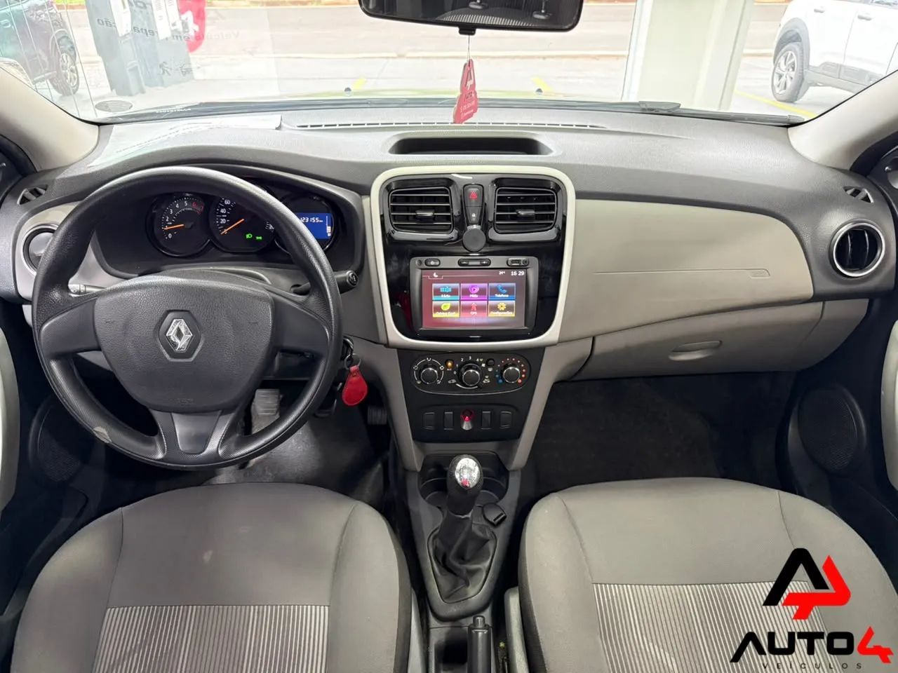 Renault Logan Expression Flex 1.6 16V 4P 2018 - Foto 2