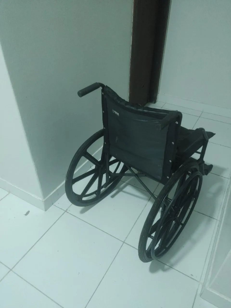 Cadeira de rodas480044010554664961