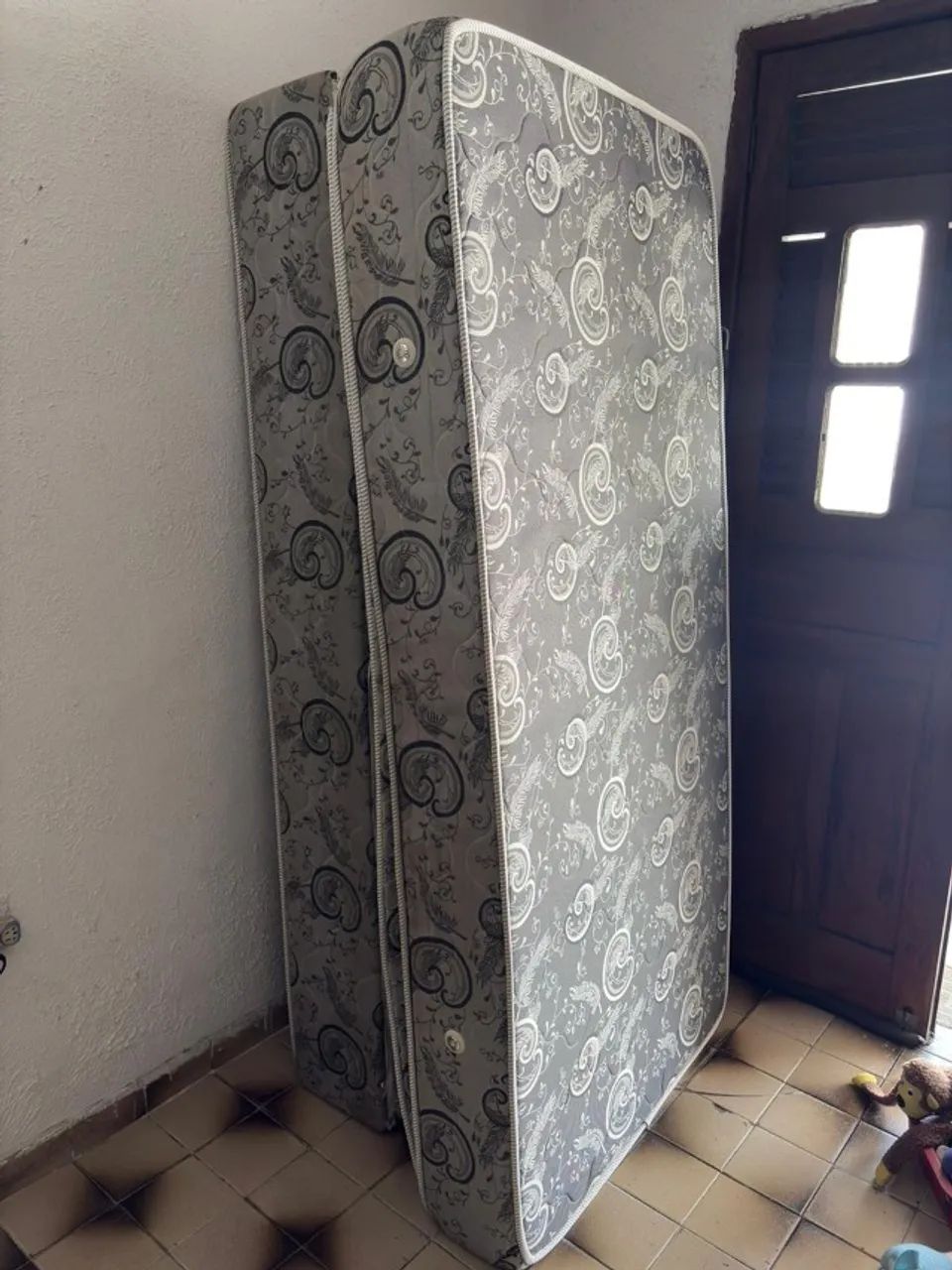  DUAS CAMA BOX SOLTEIRÃO - 500 REAIS CADA CAMA
