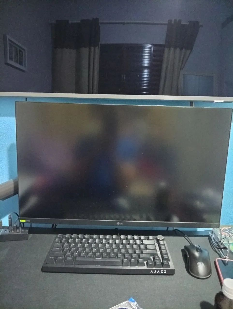 Monitor Gamer LG Ultragear, 27", 180Hz, 1ms, NVIDIA® G-SYNC, AMD FreeSync