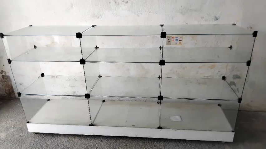 Balcão e comeia de vidro. - Foto 5