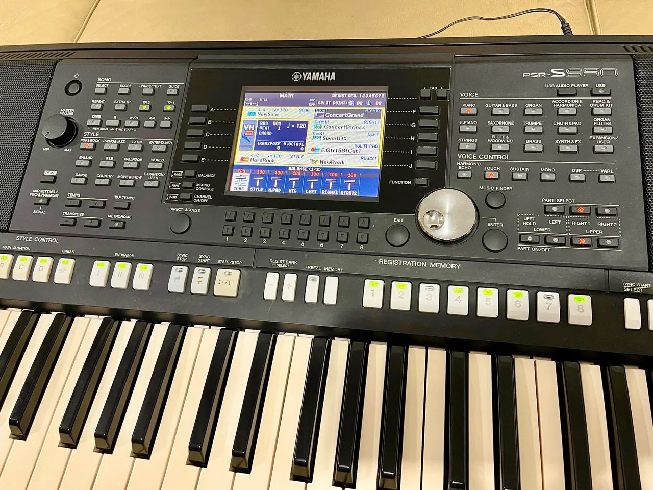 Teclado Yamaha PSR-S950 Conservadíssimo - Instrumentos musicais