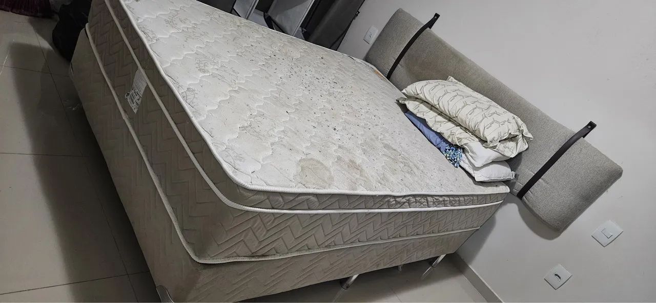 Vende-se cama box Queen - Foto 2