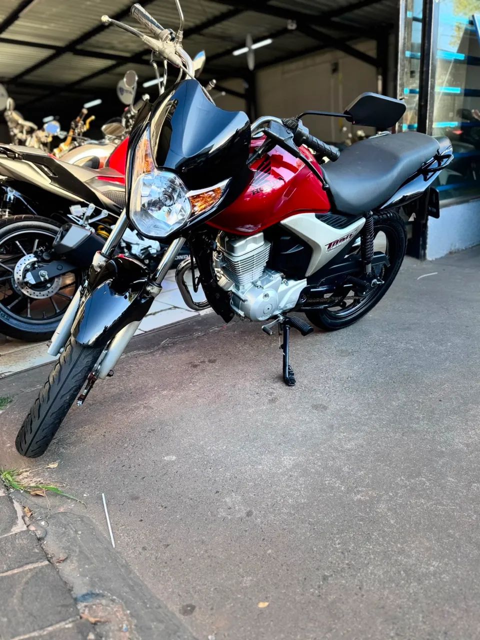 TITAN/HONDA