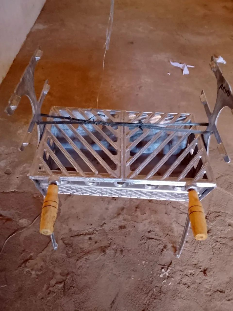 Churrasqueira de alumínio 